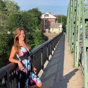 Meet your Posher, Alexandra